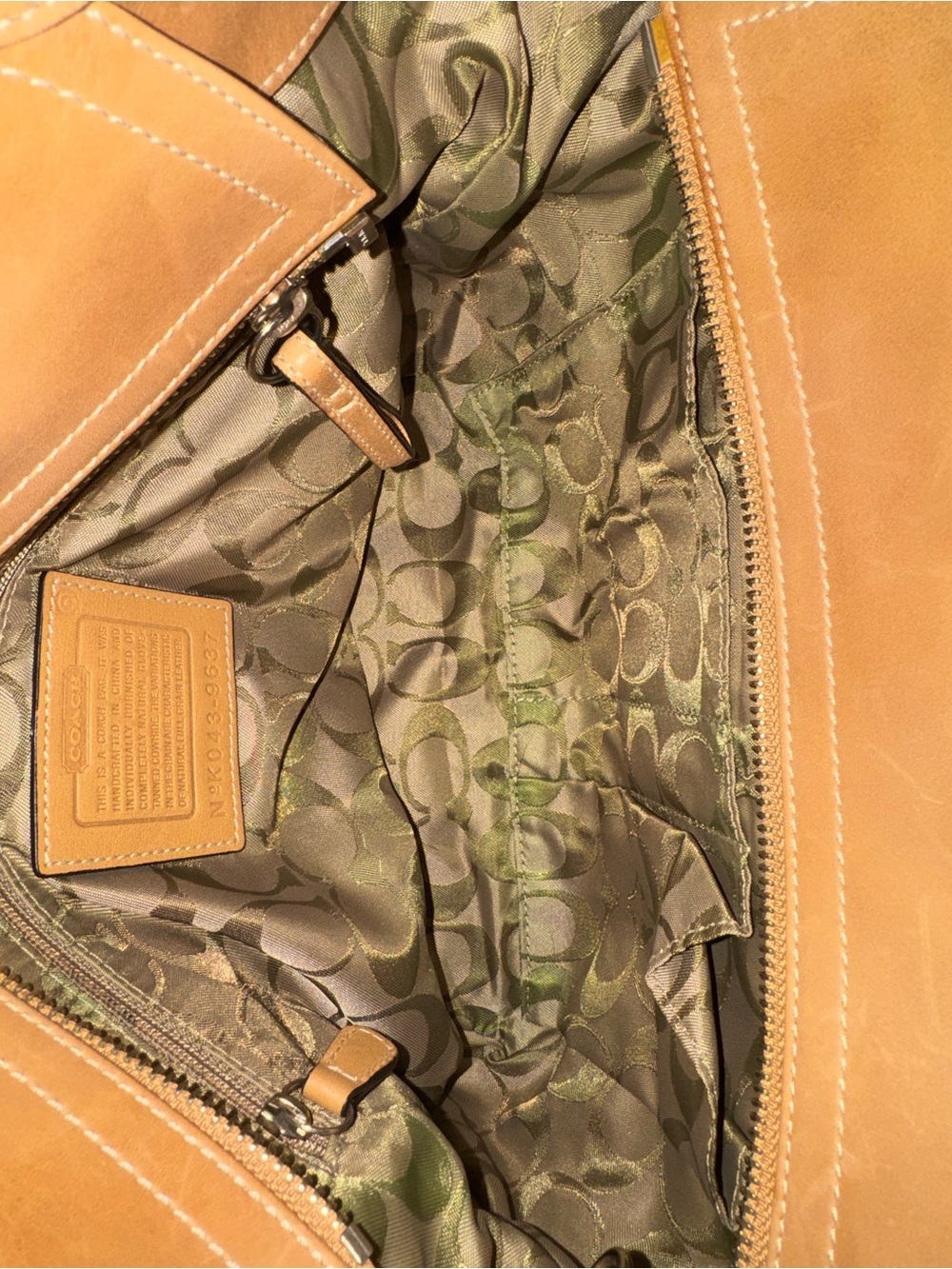 Excellent barely used Coach Vintage Soho Buckle Satchel – Tan Leather - Picture 12 of 12